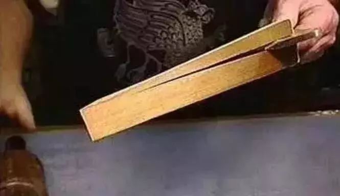 84696cdf4c864d2fa1aa00e515ca6e24.jpeg