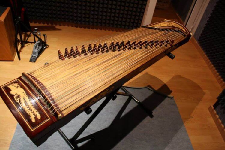 guzheng-01.jpg