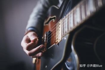 交叉拨弦的内侧拨弦与外侧拨弦怎么区分