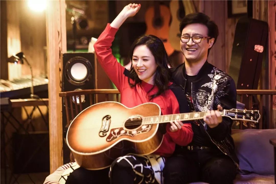 《来不及了》  汪峰词曲、演唱 吉他弹唱六线谱