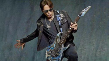steve vai《The Crying Machine》电吉他谱