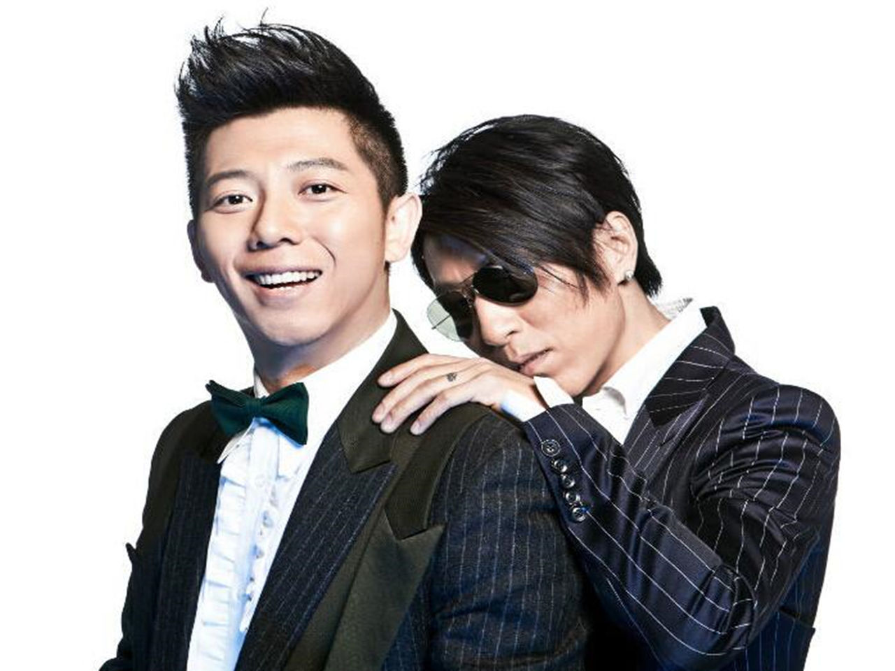 《最美》是羽·泉作词、作曲并演唱  吉他弹唱六线谱