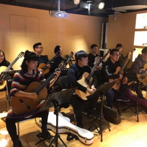 这位音乐老师当校长，学校考出近十年最好成绩！她管学生凭啥这么成功？ ...